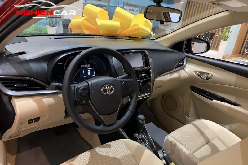 Khoang lái của Toyota Vios