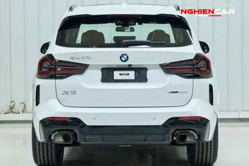 thiết kê đuôi xe BMW X3 2022